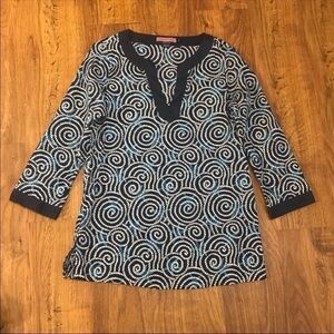 Vineyard vines top